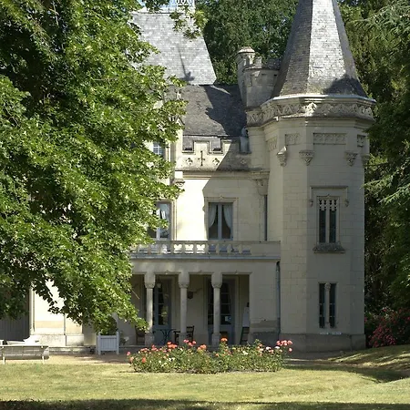 Château De Salvert - Appartement&chambre D'hôtes 3* Neuillé