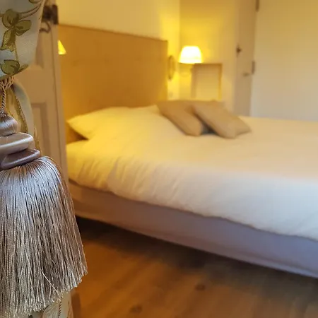Chateau De Salvert - & Chambre D'hotes Neuillé