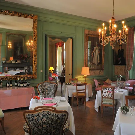 Chateau De Salvert - & Chambre D'hotes Neuillé